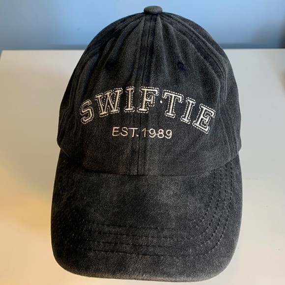 Swiftie Taylor Swift 1989 Embroidered Baseball Cap NEW! - Picture 9 of 10